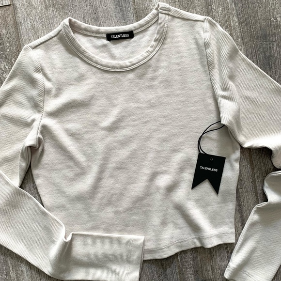 π₯π₯TALENTLESS - RIB SCOOP NECK LONG SLEEVE TOPπ₯π₯ - Picture 3 of 6
